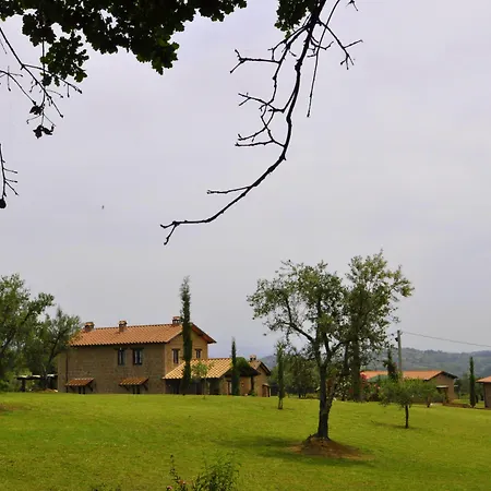 Hotel Nociquerceto Tarano