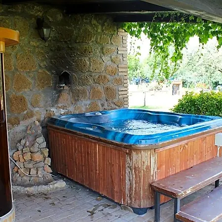 Nociquerceto Hotel Tarano