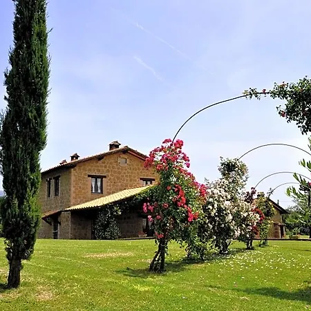 Hotel Nociquerceto 4*