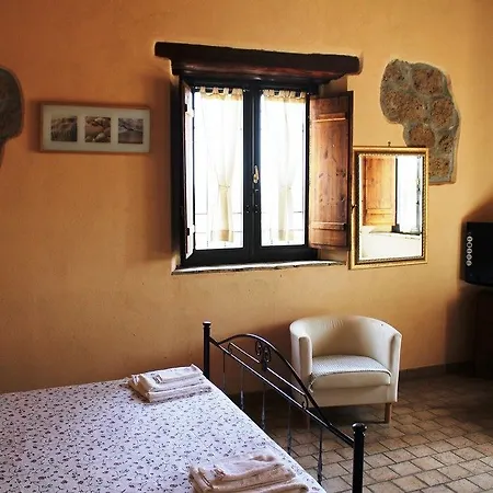 Hotel Borgo Nociquerceto 4*