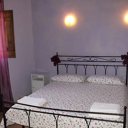Hotel Borgo Nociquerceto 4*