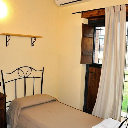 Borgo Nociquerceto Hotel Tarano
